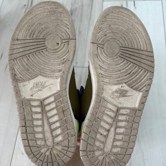 Nike Air Jordan 1 Retro High Zip Olive / Volt / Blue – Women’s US 7.5 - Picture 8 of 8